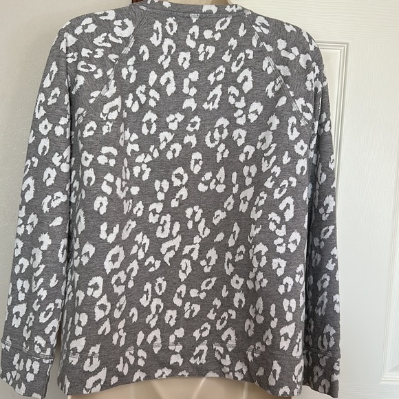 LIZ CLAIBORNE | PL | SWEATSHIRT | ANIMAL PRINT - Picture 3 of 8